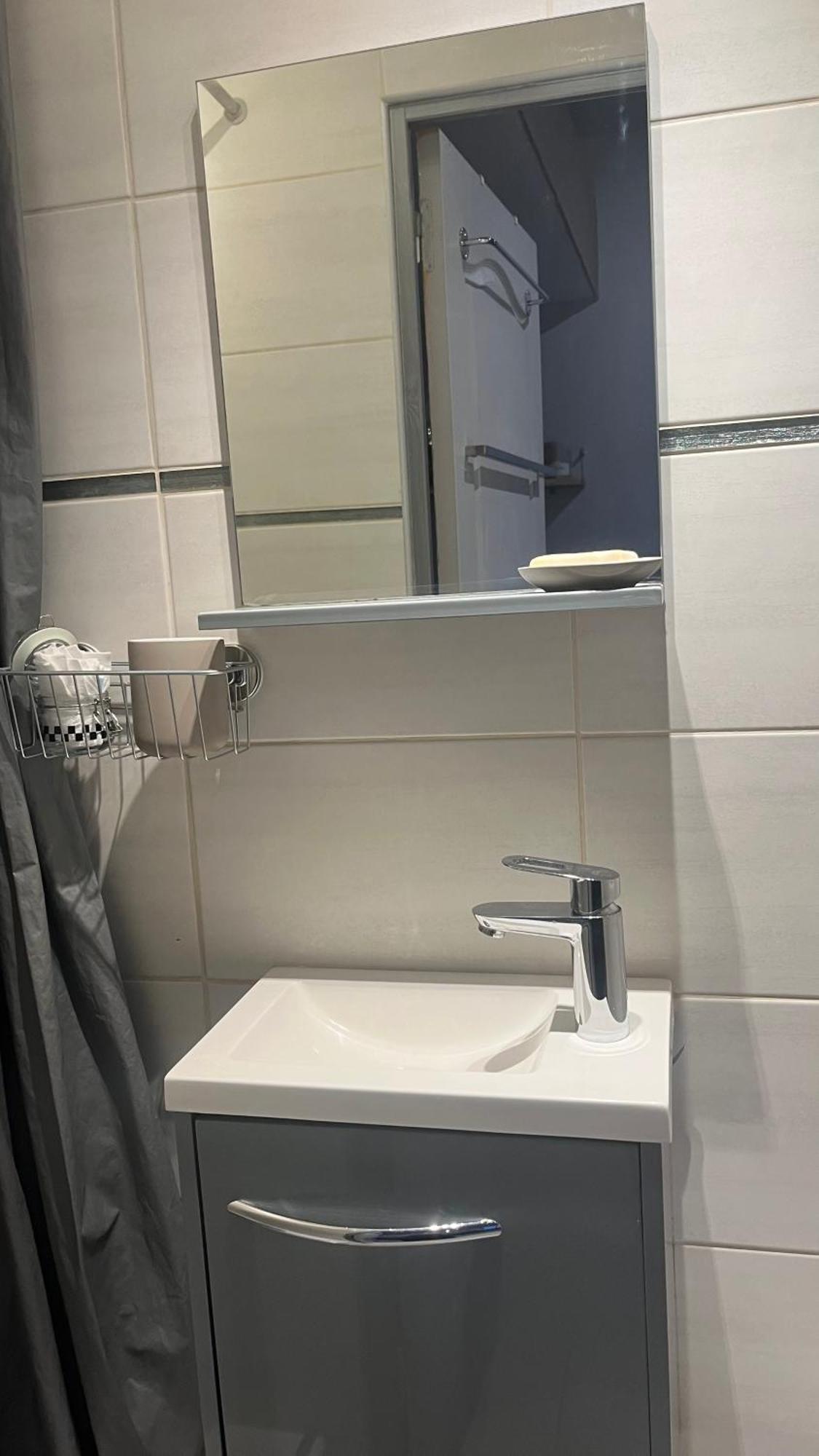Mini Studio Et Espace Exterieur Méry-sur-Oise Εξωτερικό φωτογραφία